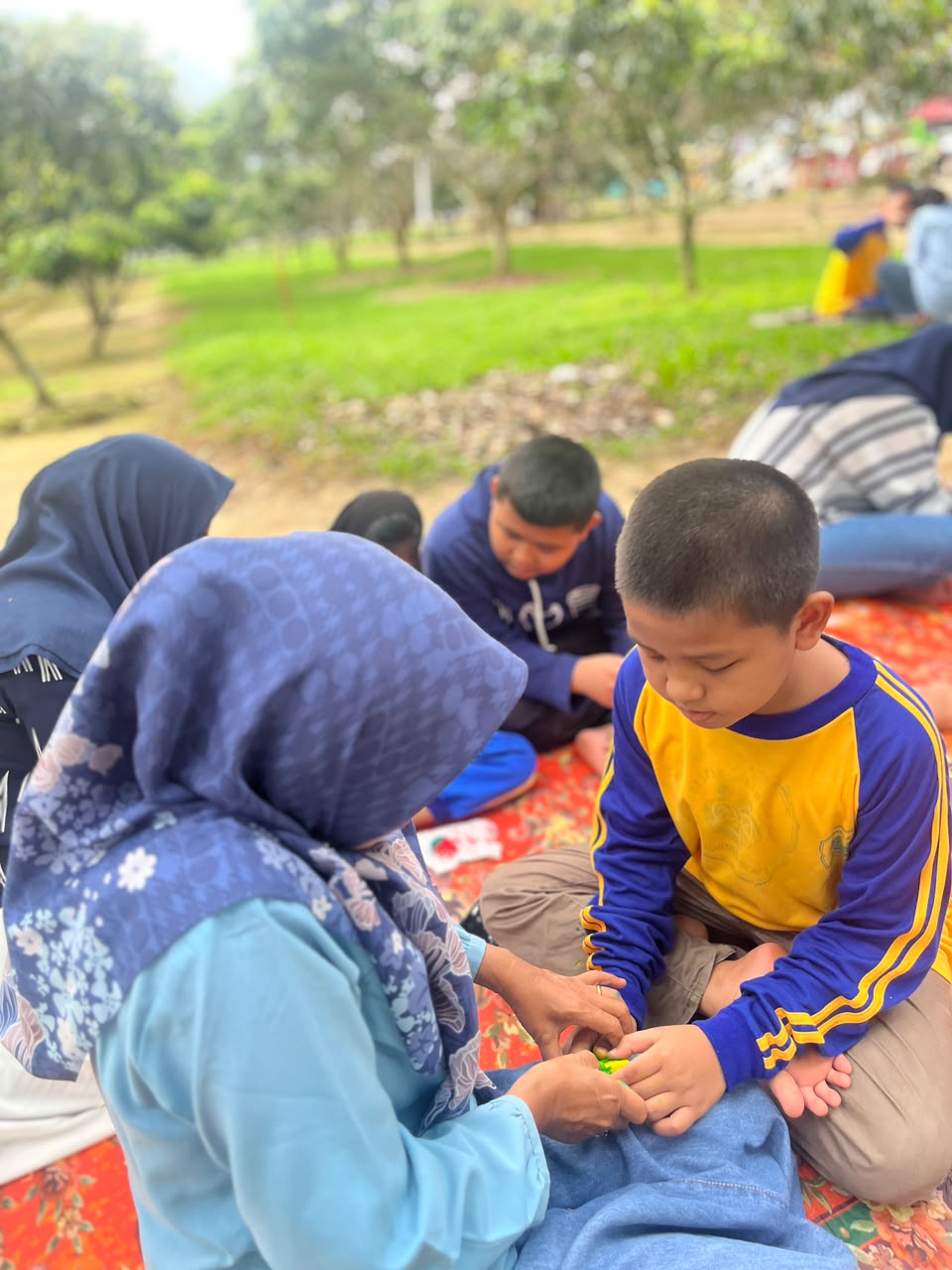 Pembelajaran Kontekstual di Lingkungan Alam melalui MISI JEMPOL